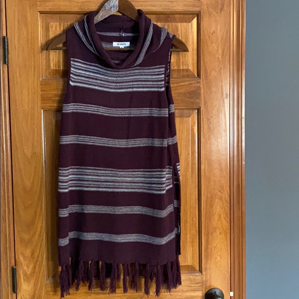 BB Dakota Cowl-neck Tunic